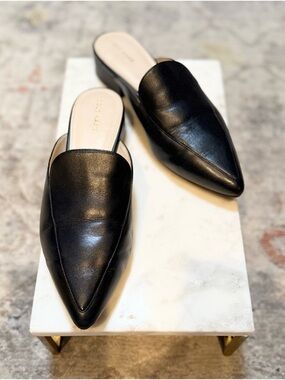 Cole Haan Women's Black Leather Pointed-Toe Piper Loafer Mule - 9B